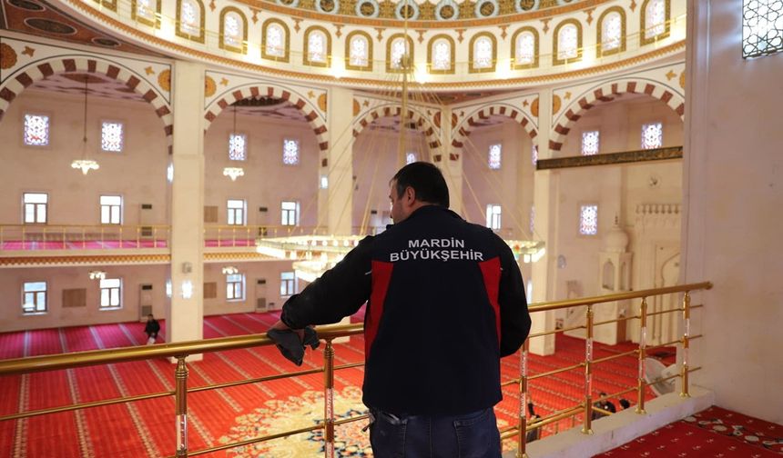 Büyükşehir Belediyesinden Ramazan Öncesi İbadethanelerde Temizlik Seferberliği