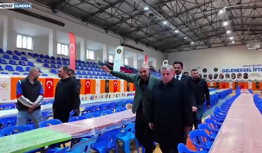 Midyat’ta Geleneksel İftar Sofrası Bu Yıl Kapalı Spor Salonunda Kuruldu