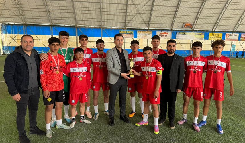 Midyat’ta Genç Lig Heyecanı Sona Erdi: Şampiyon İmam Hatip Oldu