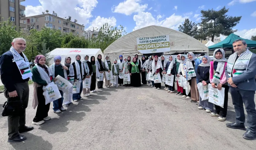 Mardin'de başörtüsü takmaya başlayan öğrencilere anlamlı destek