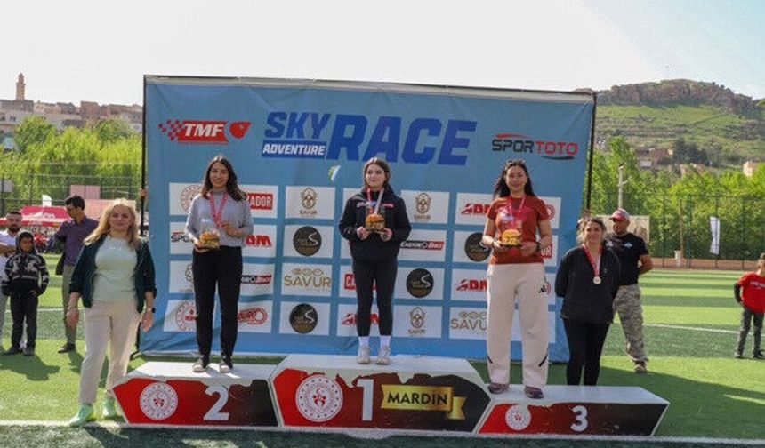 Mardin’de Zorlu Parkurda Nefes Kesen Mücadele: “Sky Adventure” Yarışı Tamamlandı
