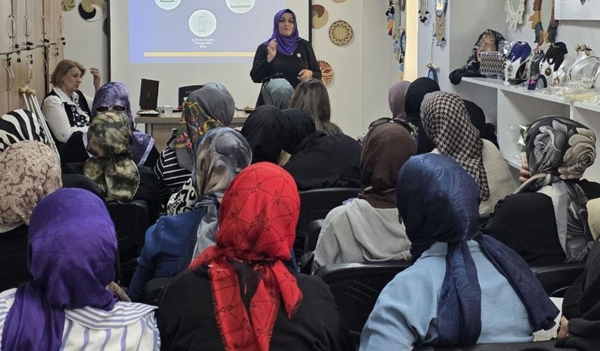 MİKAM'da Kadınlara Sağlık ve Hijyen Semineri