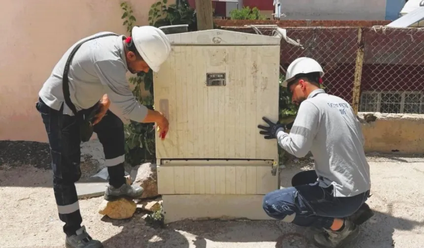 Mardin'de 2 bin elektrik panosuna zarar verildi