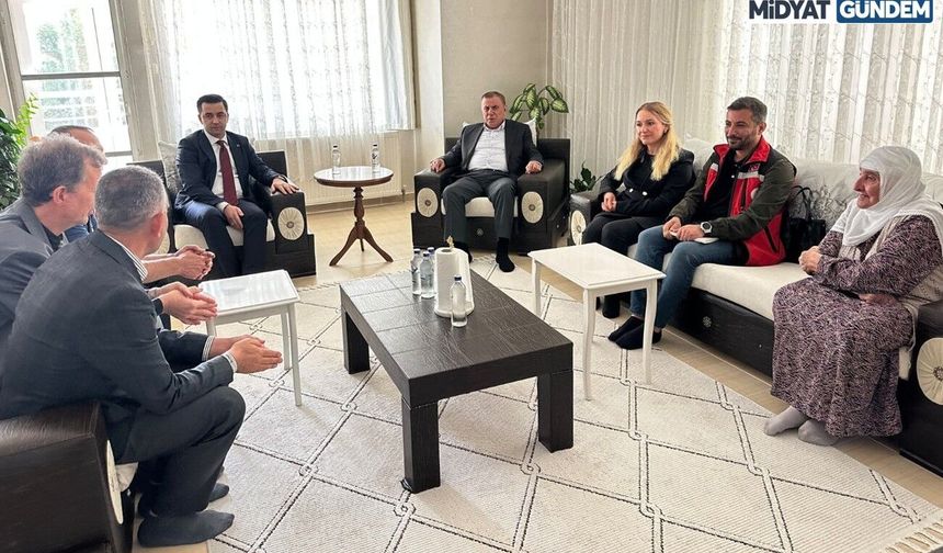 Başkan Veysi Şahin’den Yaşlılara Anlamlı Ziyaret