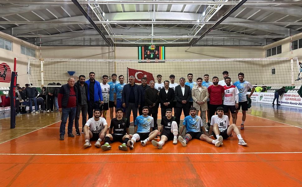 Midyat Belediyesi Spor set vermeden kazandı