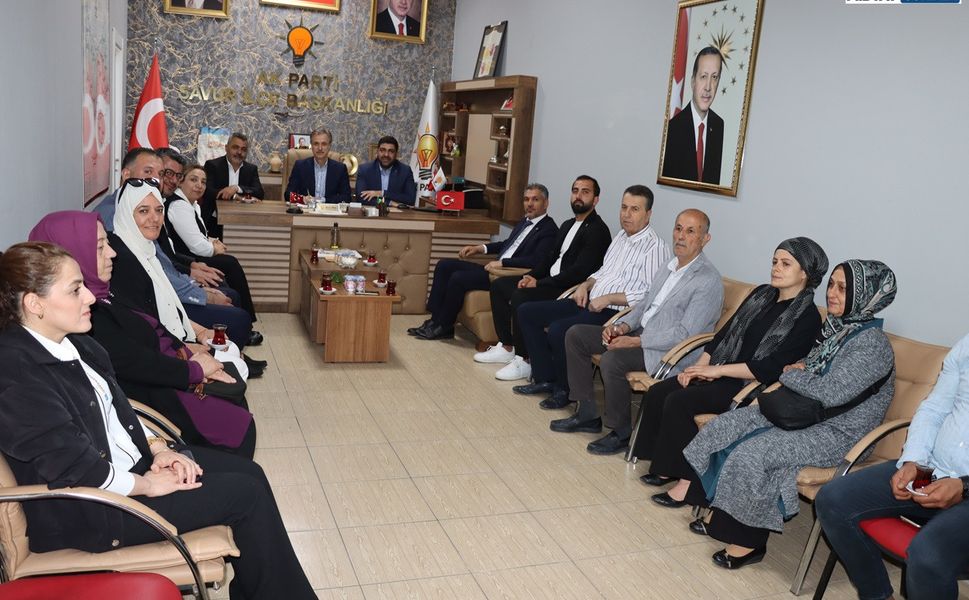 Yusuf Coşkun’dan AK Parti Savur Teşkilatına Ziyaret