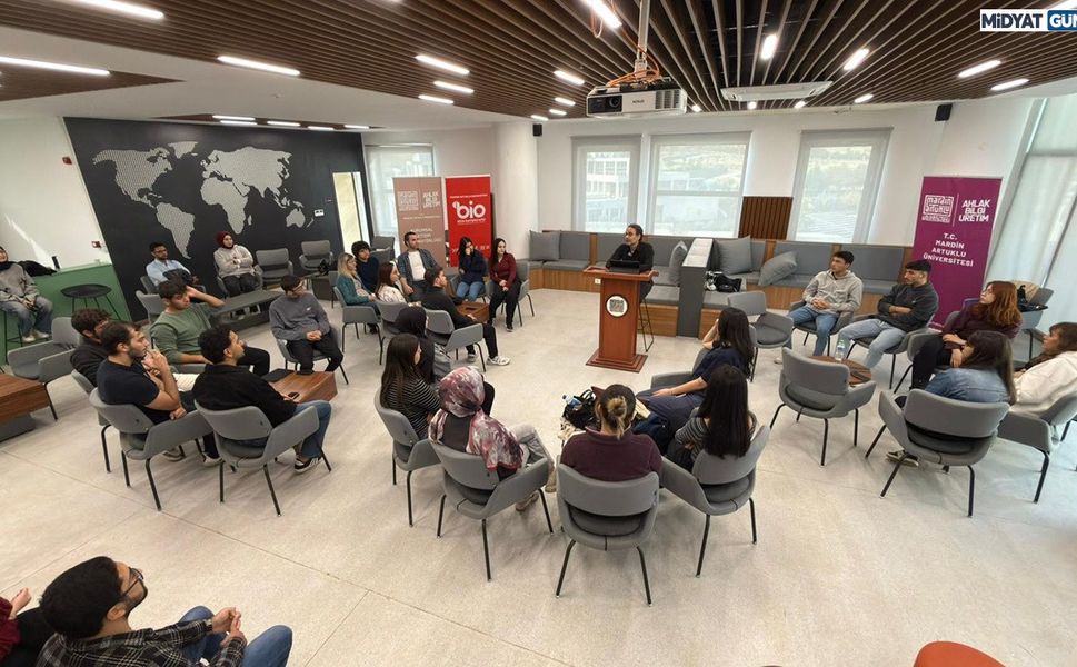 MAÜ’de Bilim Kafe Etkinliklerinin Üçüncüsü Düzenlendi