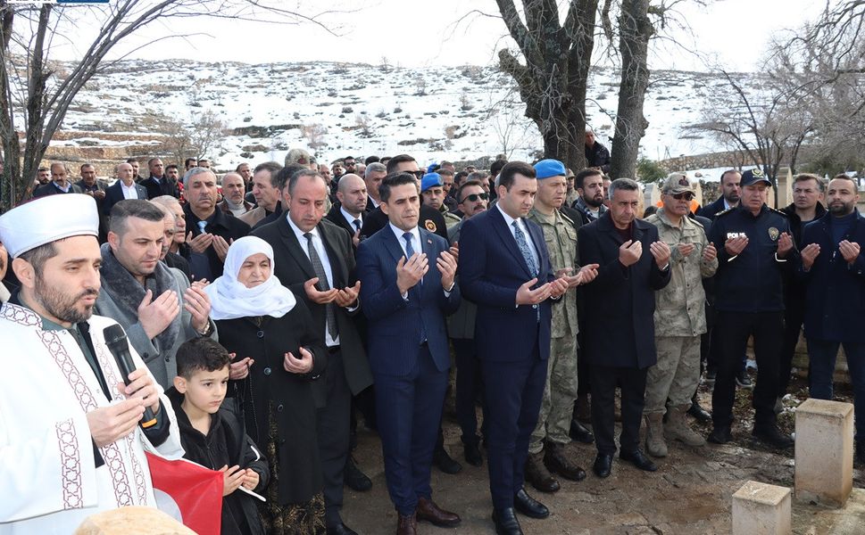 Midyat’ta 39 Yıllık Dinmeyen Acı: Efeler Mezrası Şehitleri Dualarla Anıldı