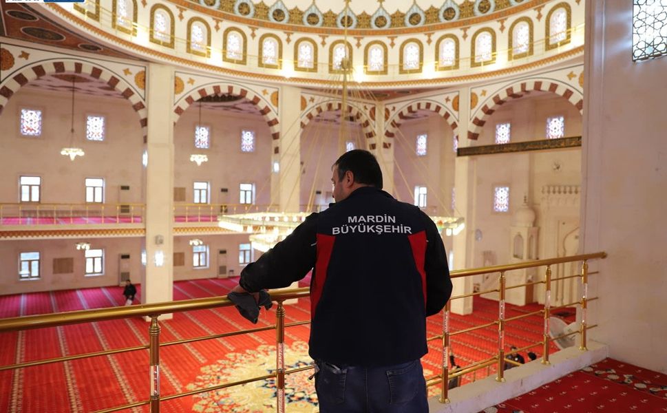 Büyükşehir Belediyesinden Ramazan Öncesi İbadethanelerde Temizlik Seferberliği
