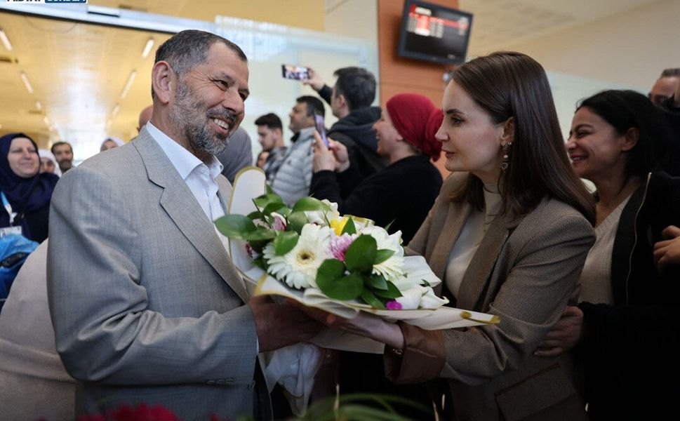 Mardin’de Manevi Gurur: 25 Yıllık Çiftler Kutsal Topraklardan Döndü