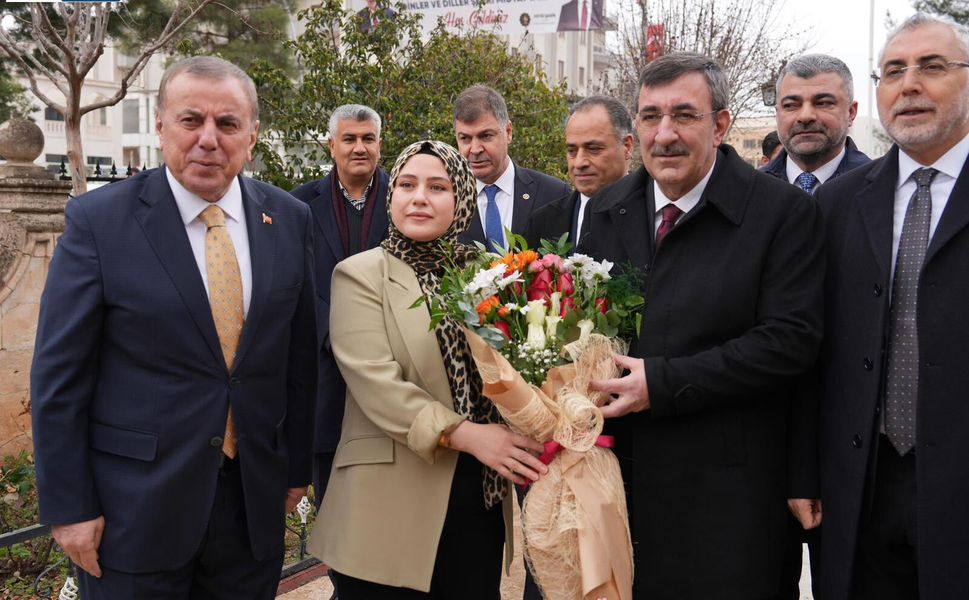 Cumhurbaşkanı Yardımcısı Yılmaz Midyat’ta