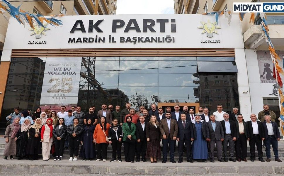 AK Parti Mardin’de Yeni Katılımlarla Büyüyor