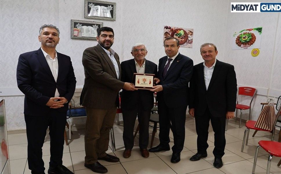 AK Parti’den Mardin’de 25 Yıllık Emeğe Vefa