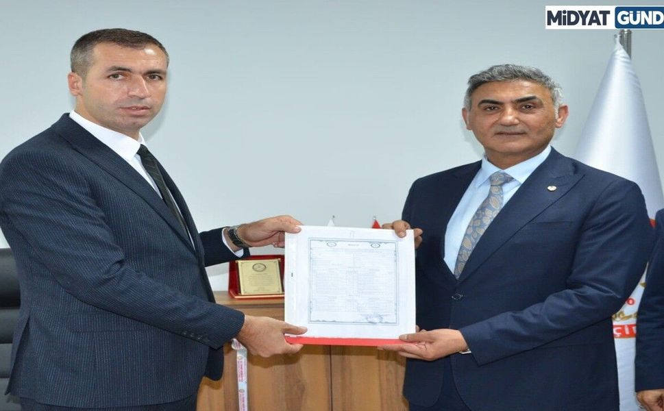 Mardin TSO Başkanı Hatip Çelik Mazbatasını Aldı