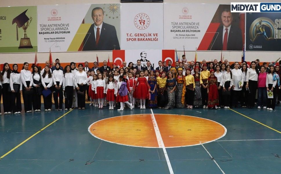 Midyat'ta 29 Ekim Cumhuriyet Bayramı Coşkuyla Kutlandı