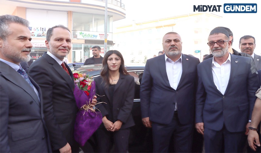 Fatih Erbakan, Midyat’ta Esnaf Ziyaretinde Bulundu (5)