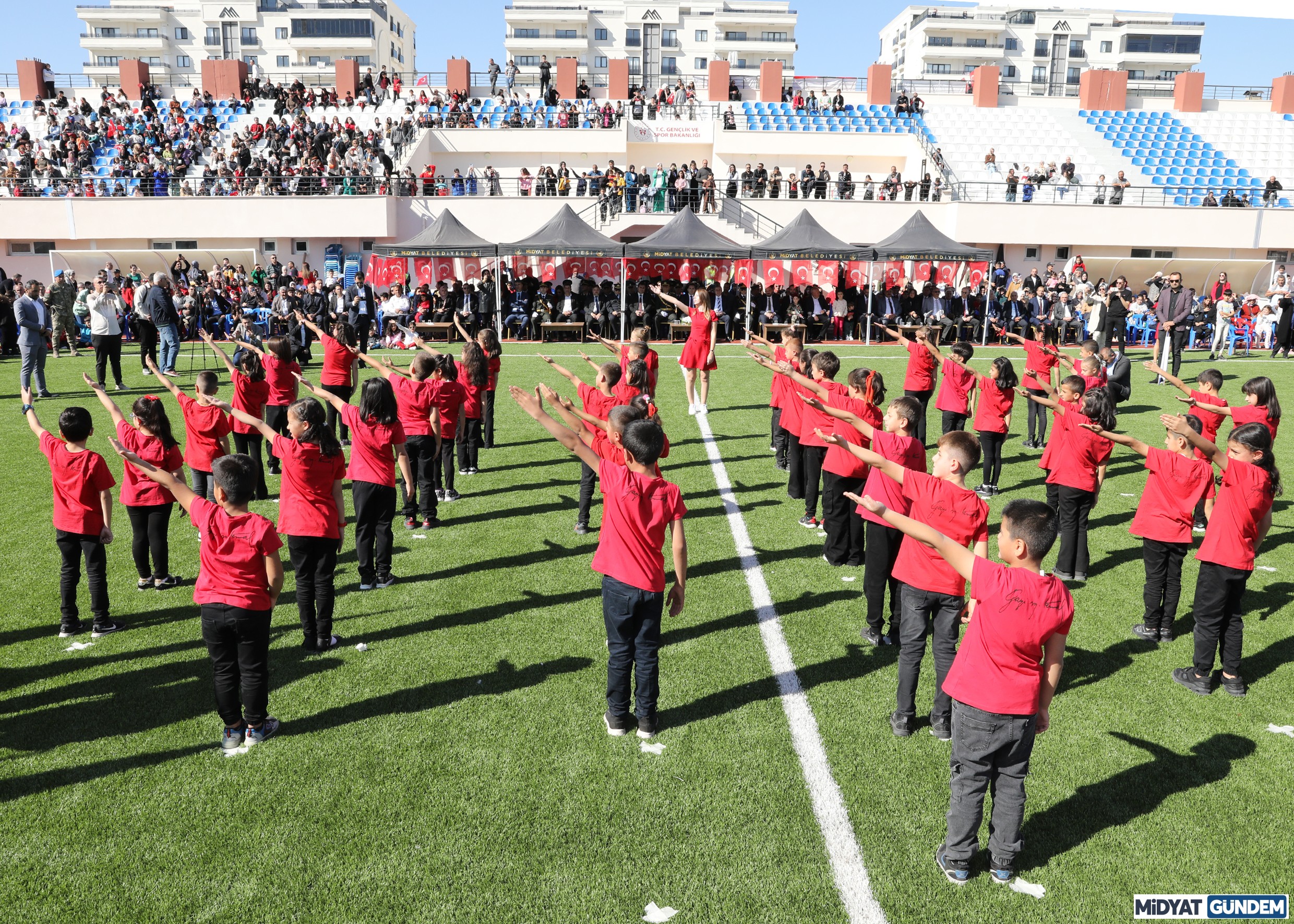 Midyat'ta 29 Ekim Cumhuriyet Bayramı Coşkuyla Kutlandı