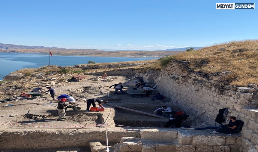 Hasankeyf'te Geç Roma Dönemi Askeri Yapıları Ortaya Çıkıyor (2)