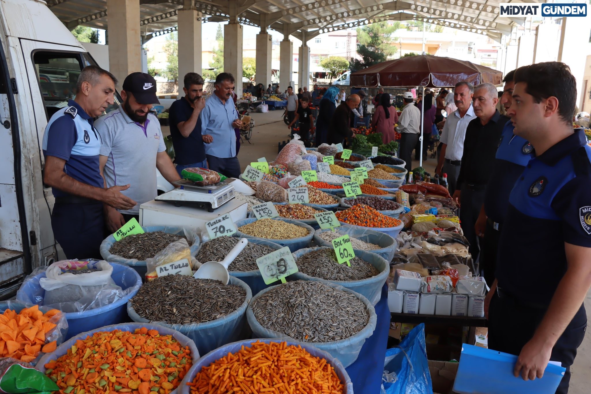 Midyat Belediyesi Zabıta Müdürlüğü'nden Pazar Denetimi (4)