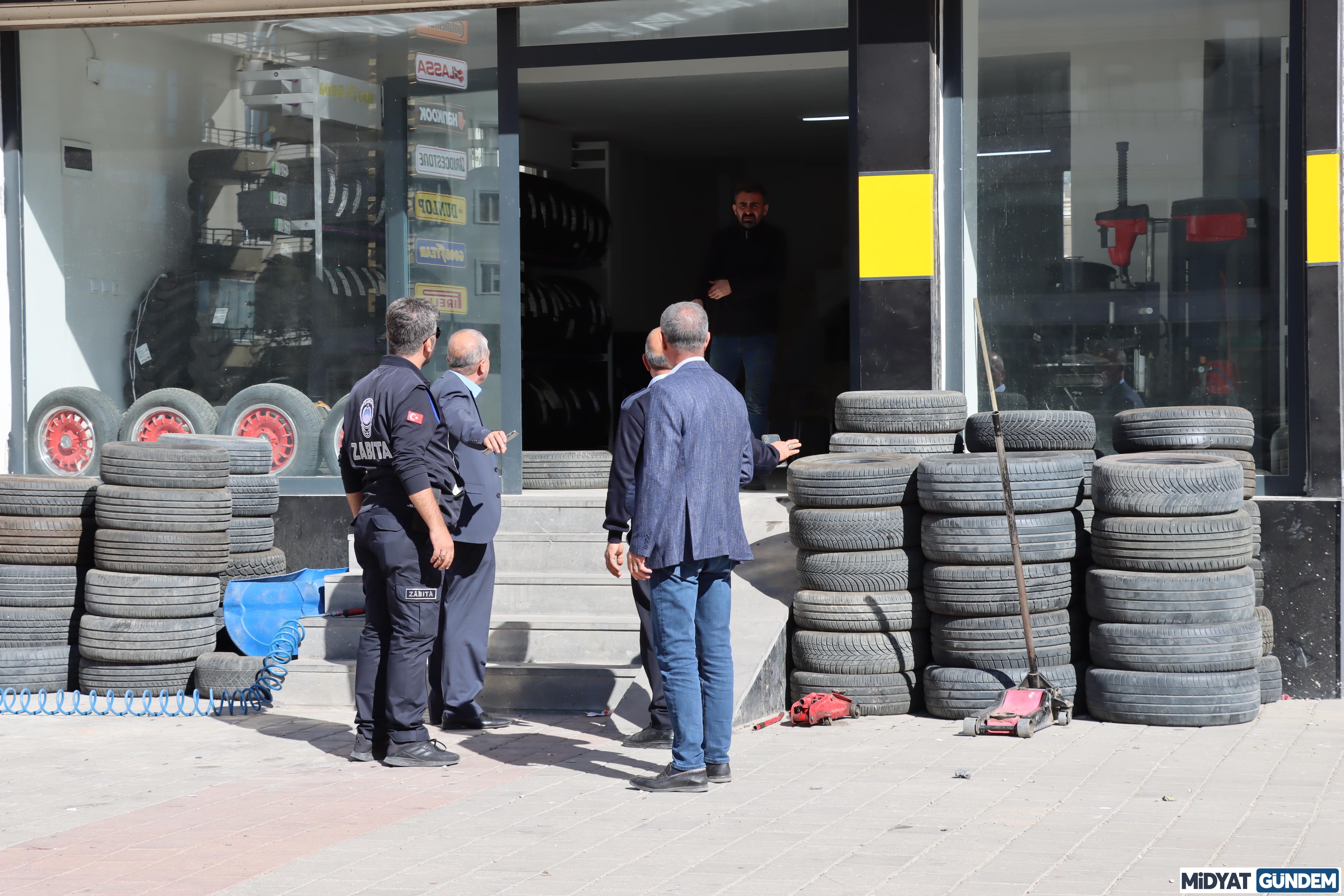 Zabıta Ekiplerinden Kaldırım Işgaline Yönelik Denetim (3)