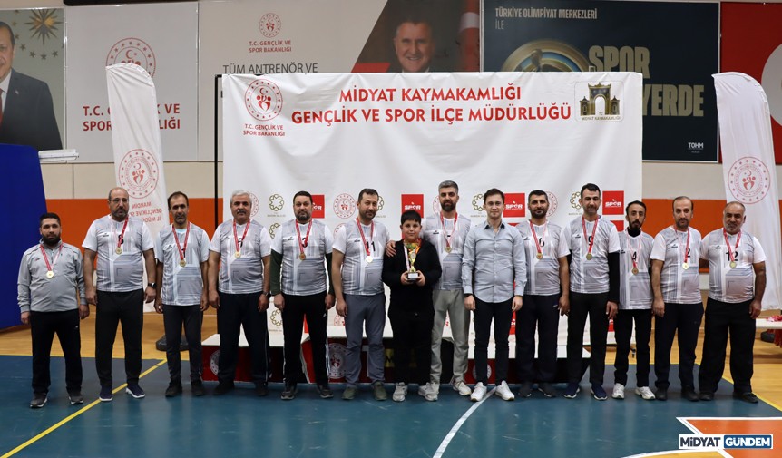 Midyat’ta Kurumlar Arası Voleybol Turnuvası Sona Erdi (1)