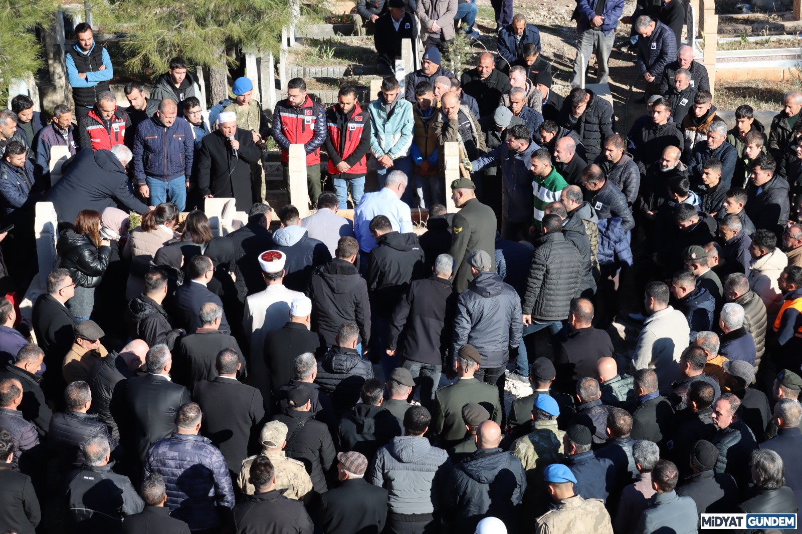 Binbaşı Adnan Deniz’in Cenazesi Midyat’ta Defnedildi (2)