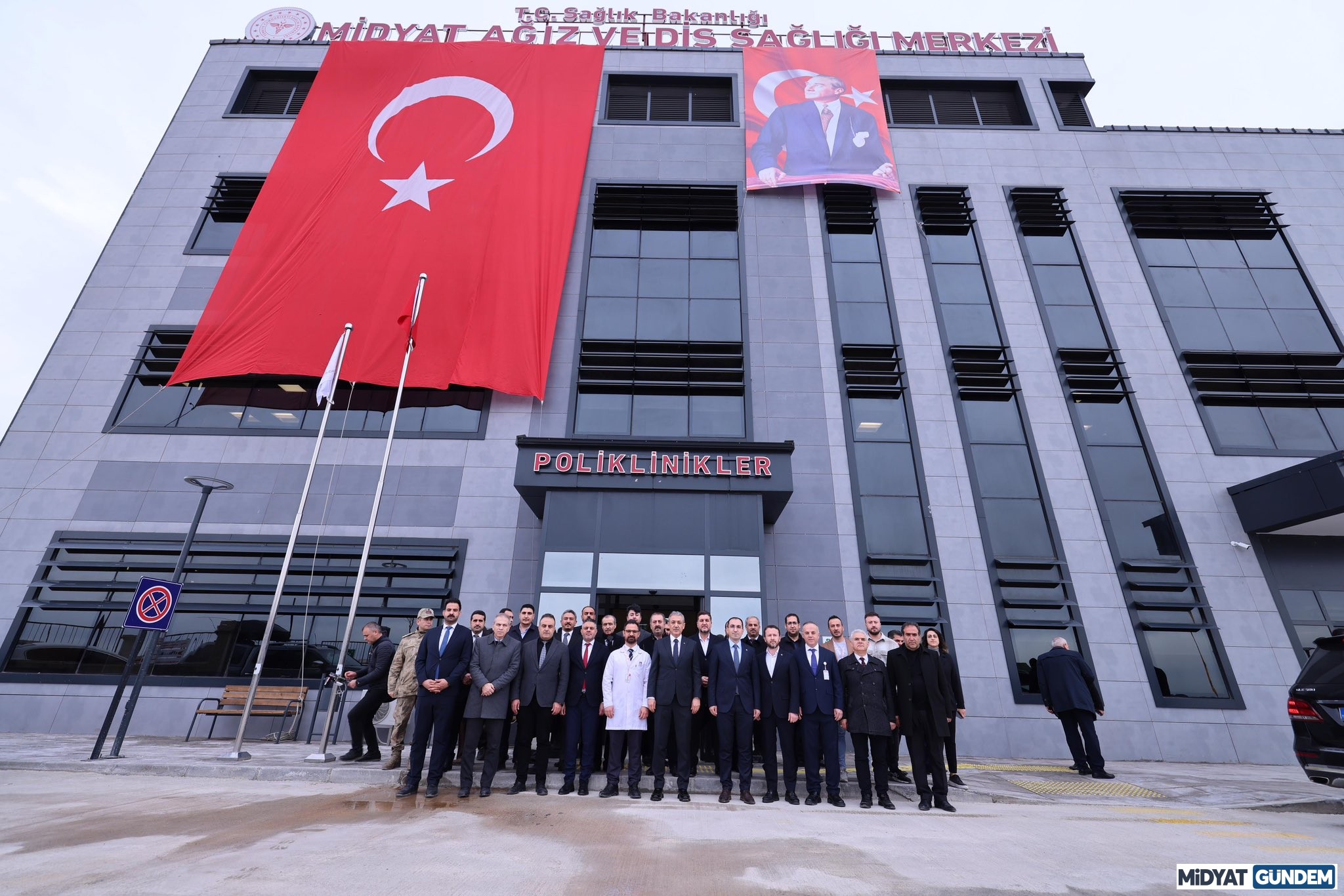 Vali Akkoyun, Midyat Ağız Ve Diş Sağlığı Merkezini Ziyaret Etti (2)