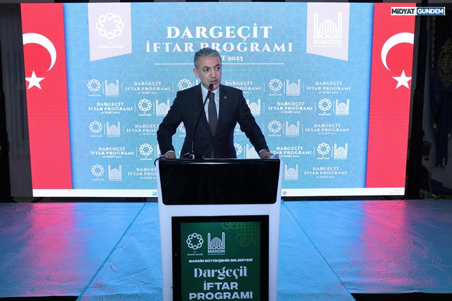 Mardin Valiliği Ve Büyükşehir Belediyesi Dargeçit’te İftar Programı Düzenledi (1)