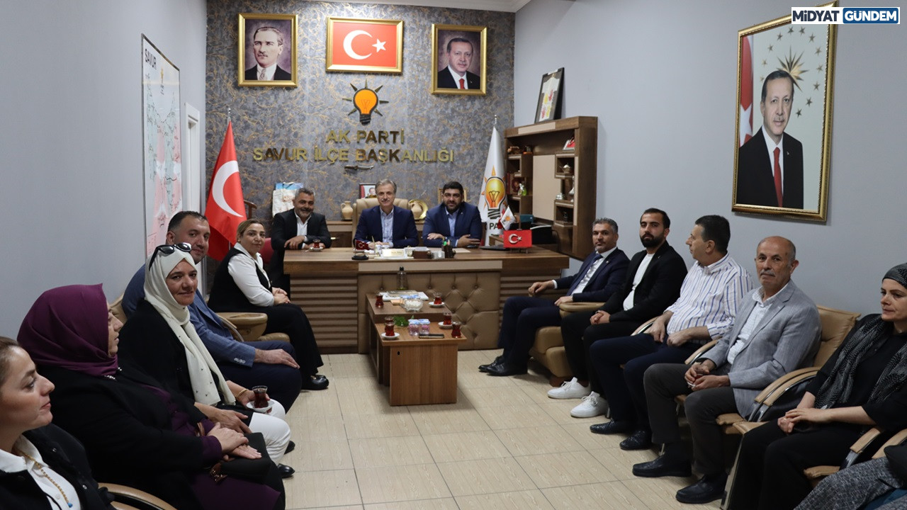 Yusuf Coşkun’dan Ak Parti Savur Teşkilatına Ziyaret (2)