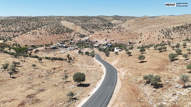 Mardin'de 20 Yıllık Yol Sorununu Çözüme Kavuşturdu (1)
