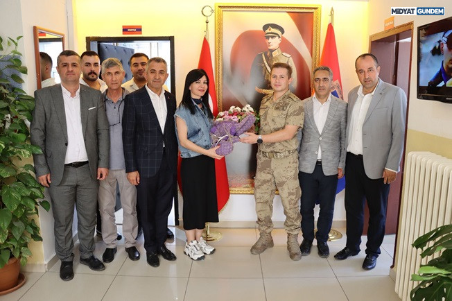 Midyat Belediyesi’nden Jandarma Teşkilatına Anlamlı Ziyaret (1)