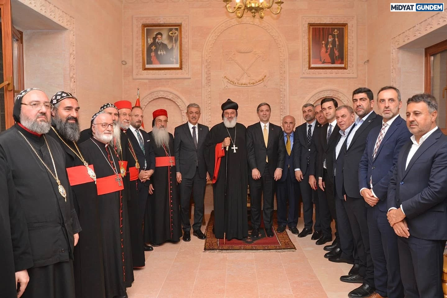 Ak Partili Sırakaya Midyat’ta Ziyaretlerde Bulundu (2)