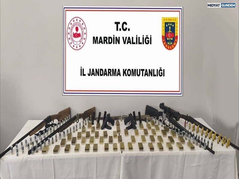 Derik'te Silah Ve Mühimmat Kaçakçılarına Operasyon-1