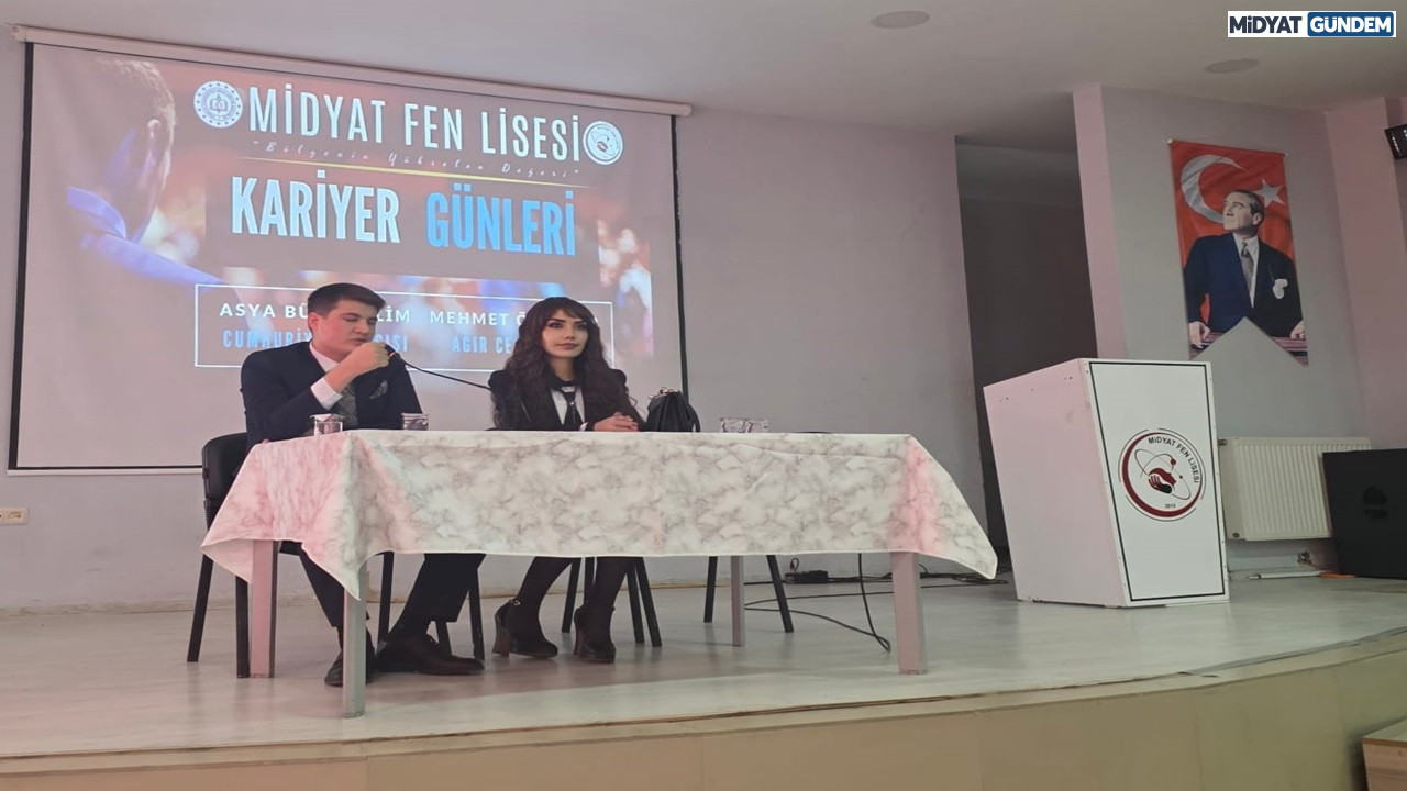 Öğrenciler Hukukçularla Buluştu