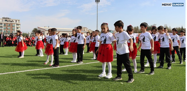Midyat’ta 29 Ekim Cumhuriyet Bayramı'nın 102. Yılı Coşkuyla Kutlandı4