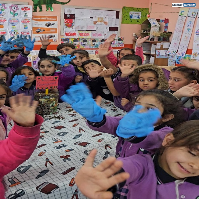 Gazipaşa İlkokulu Minikleriden Kompost Dersi.-1