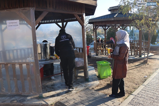 Midyat’ta Hasta Ve Yakınlarına Günlük Çorba İkramı1