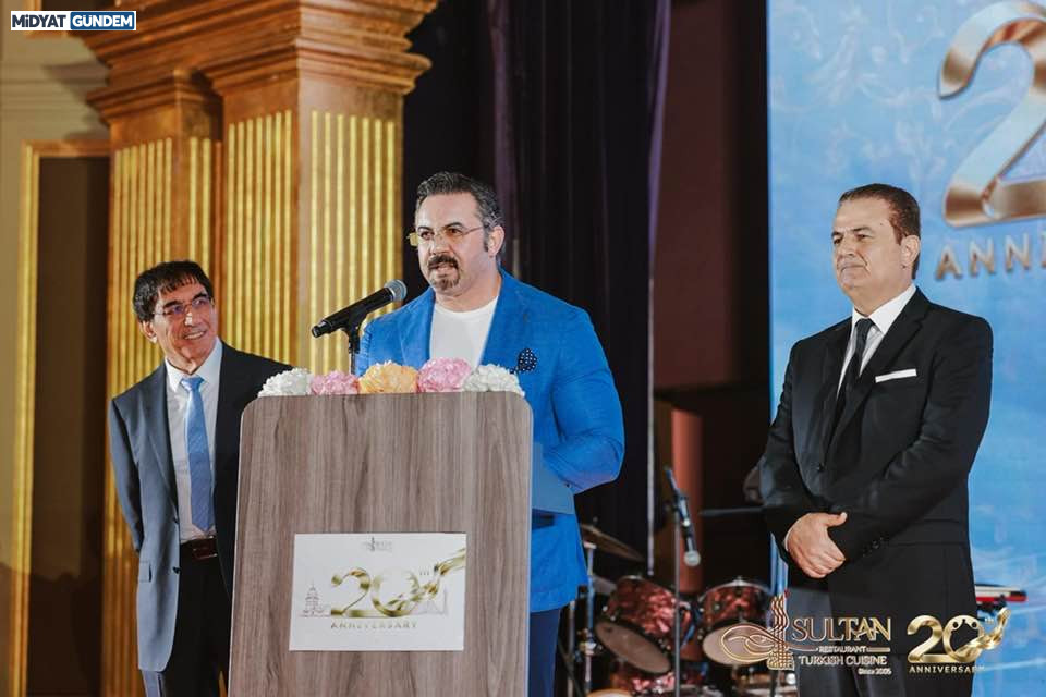 Çin’de Bir Türk Efsanesi Sultan 20 Yaşında! (2)