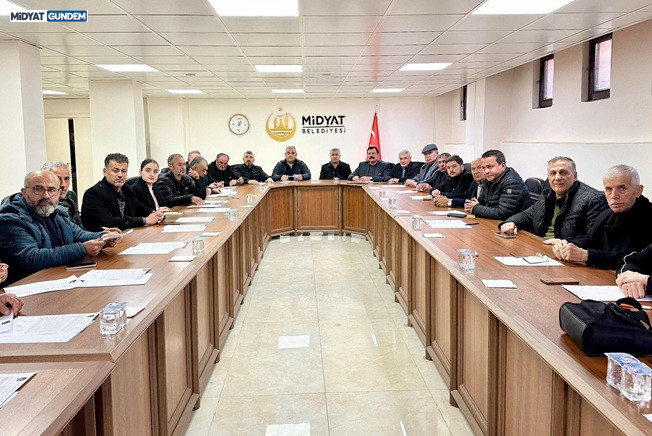 Midyat Belediye Meclisi 2026 Yılının İlk Toplantısını Gerçekleştirdi (3)
