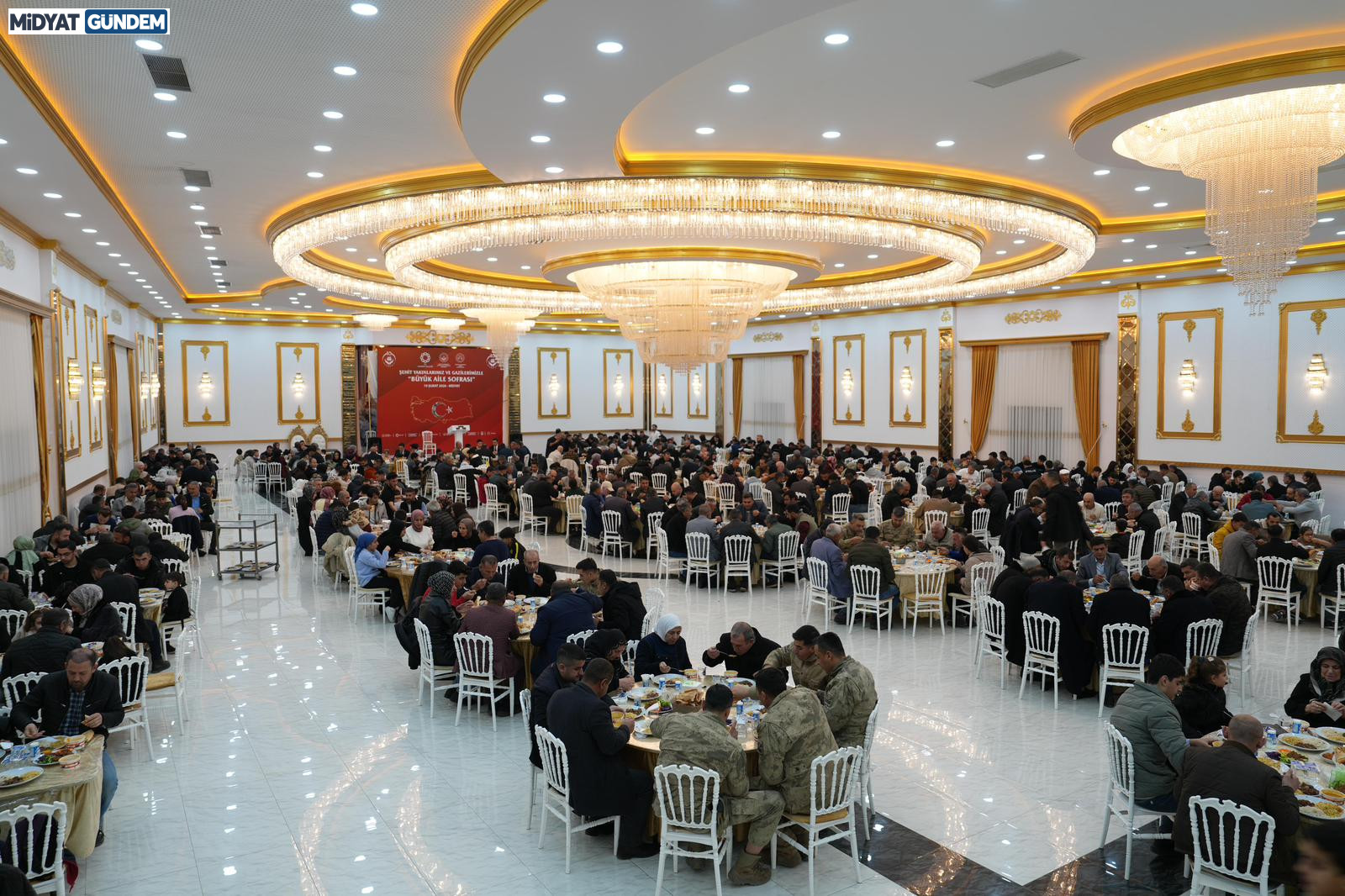 Midyat’ta İlk İftar Şehit Aileleriyle (1)