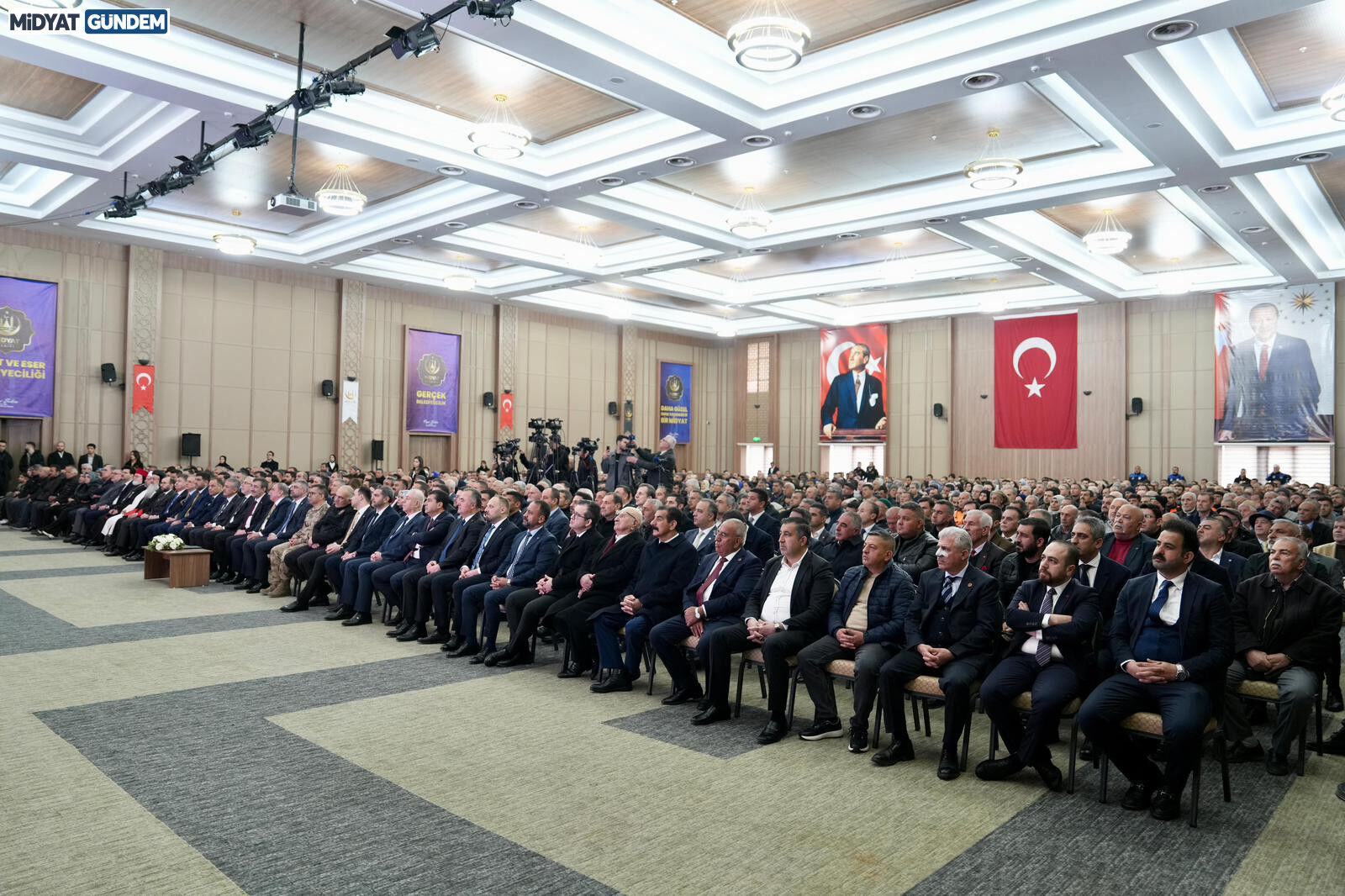 Midyat’a 23 Dev Yatırım 2,6 Milyar Liralık Projelerle Yenileniyor (2)