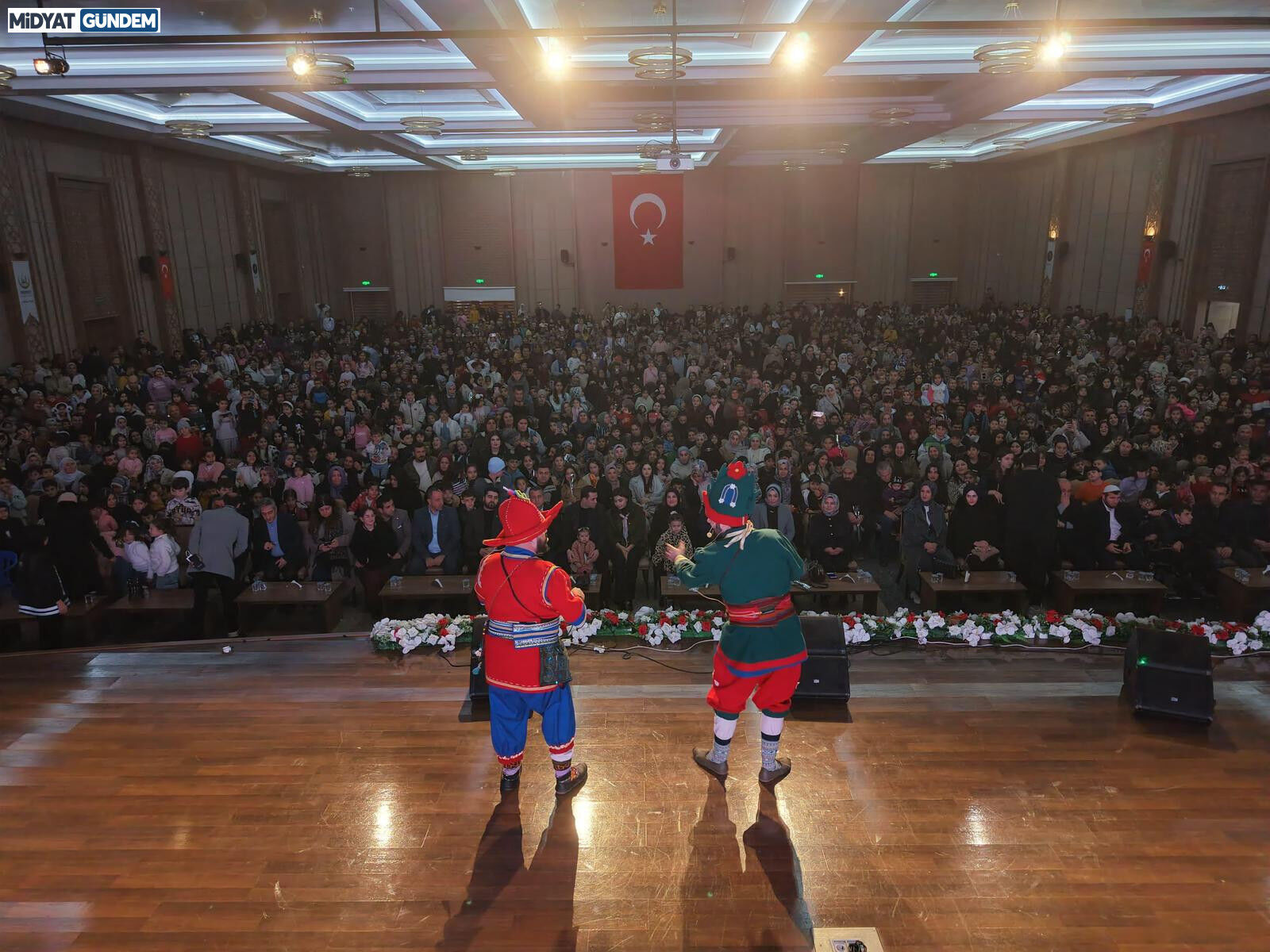 Midyat’ta Dünya Kadınlar Günü’ne Özel İlahi Konseri Düzenlendi (6)