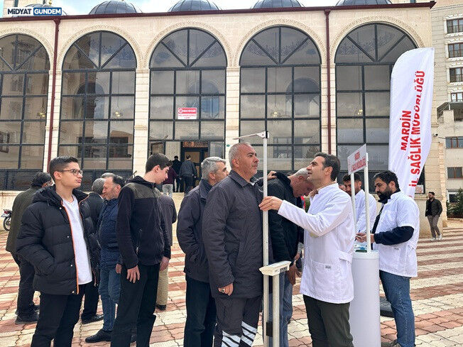 Midyat’ta Ramazan’da Sağlıklı Beslenme İçin Bilgilendirme Standı (1)