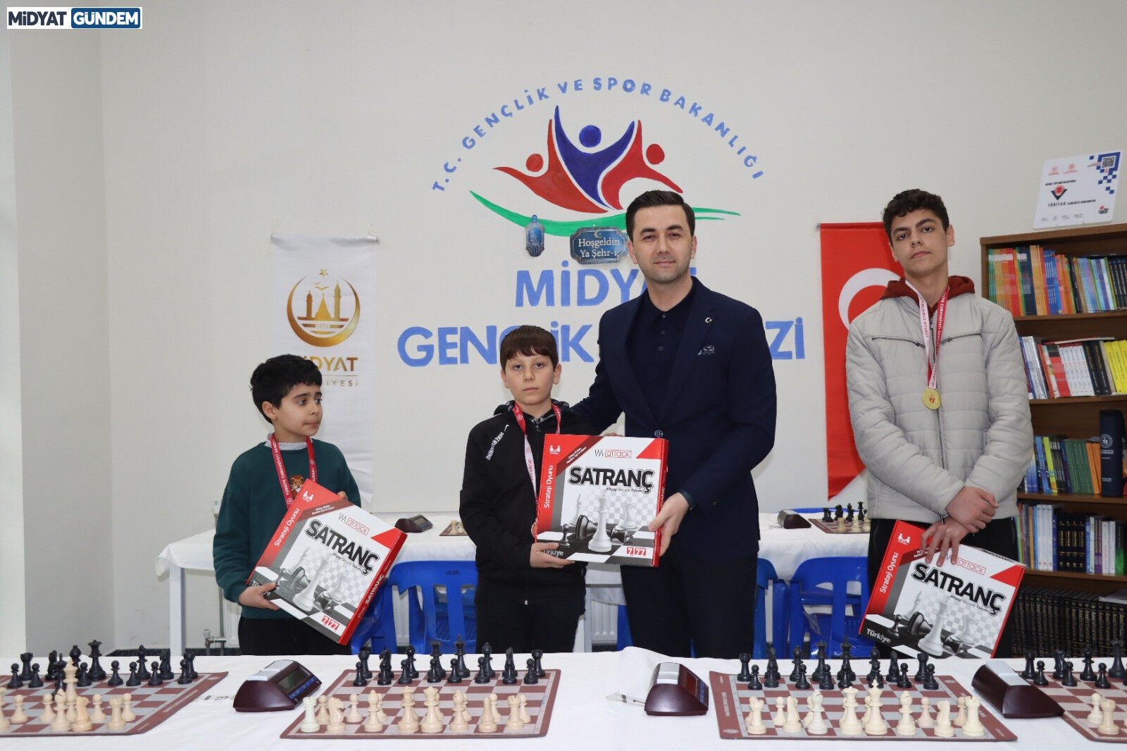 Midyat'ta Yeşilay Turnuvası’nda Ödüller Sahiplerini Buldu (3)