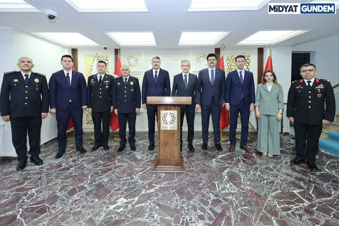 İçişleri Bakan Yardımcısı Ali Çelik, Mardin Valiliğini Ziyaret Etti