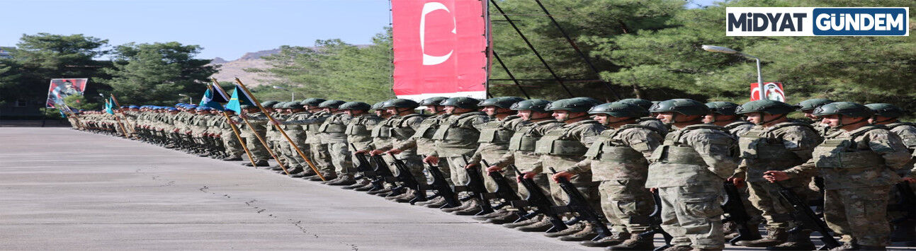 70’inci Mekanize Piyade Tugayında Sancak ve Komuta Değişimi