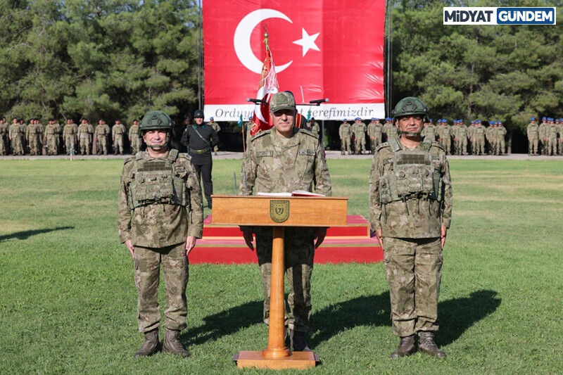 70’Inci Mekanize Piyade Tugayında Sancak Ve Komuta Değişimi (4)