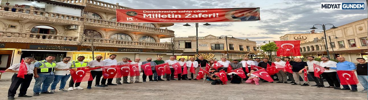 Midyat Ay Yıldızla Süslendi: Cumhurbaşkanı Erdoğan’ın Çağrısına Güçlü Destek