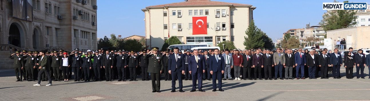 Midyat’ta 10 Kasım Atatürk’ü Anma Programı Düzenlendi