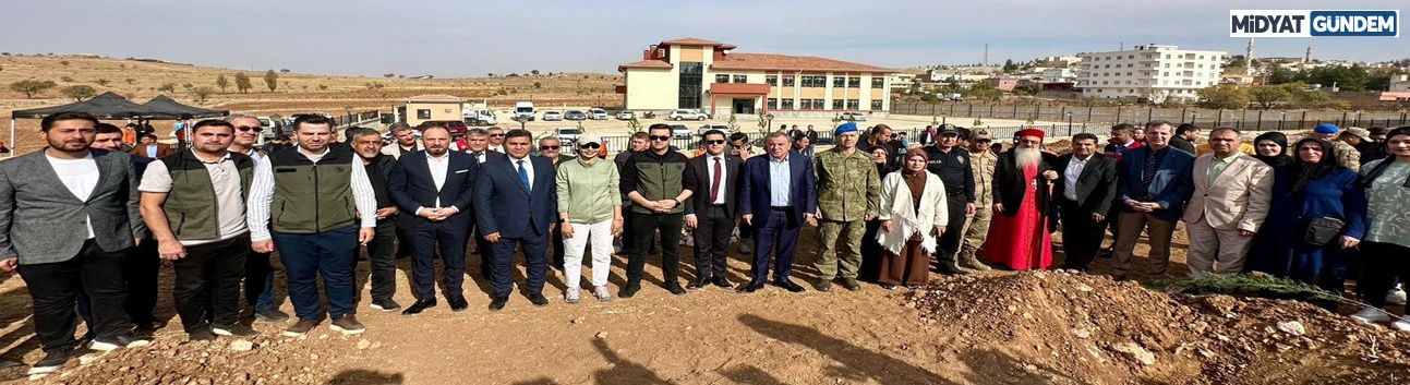 Midyat’ta Milli Ağaçlandırma Günü: 400 Fidan Toprakla Buluştu